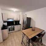 T2 Cosy Avec Terrasse & 2 Parkings Prives