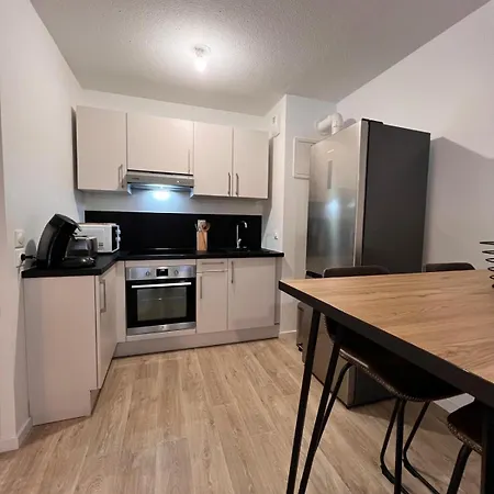 T2 Cosy Avec Terrasse & 2 Parkings Prives Apartamento *
