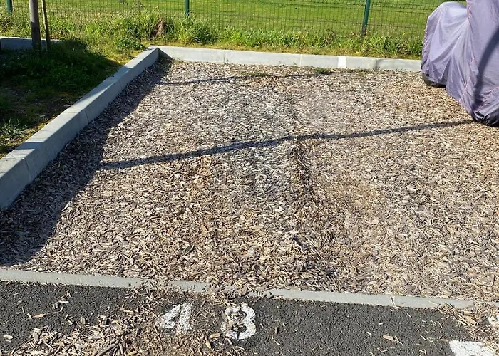 Lejlighed T2 Cosy Avec Terrasse & 2 Parkings Prives Saint-André-de-Cubzac